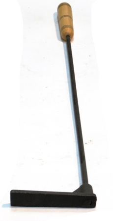 Кочерга "КМ-2Д", деревянная ручка